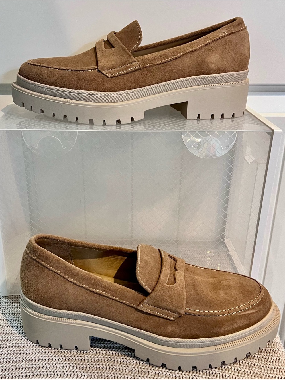 Women's Suede Platform Penny Loafers in Tan